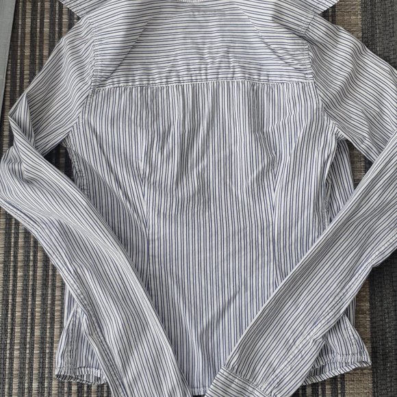 Hollister Striped button down - Picture 6 of 8